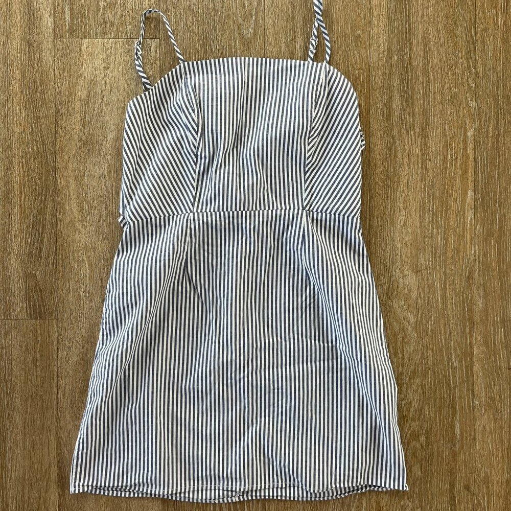 Kendall & Kylie Striped Mini Dress Sleeveless Blue & White Size Small